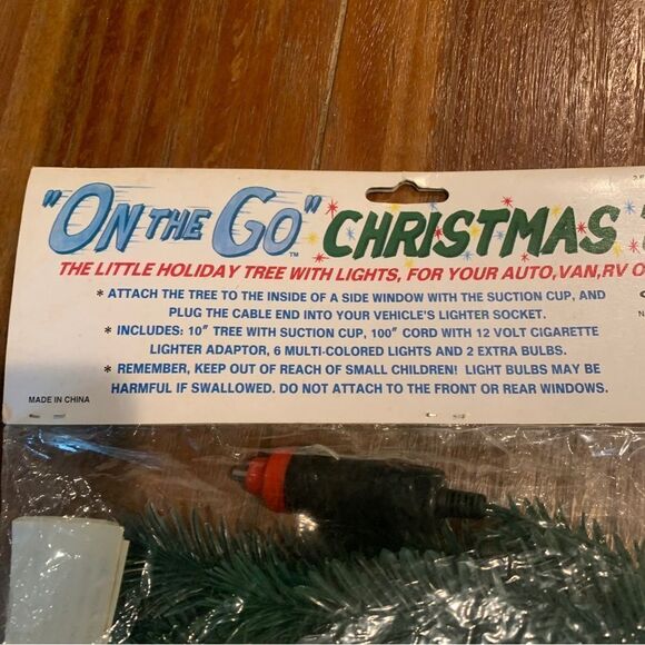 NWT Vintage “On the Go” Christmas Tree for Auto Window Lights Up - Picture 3 of 5